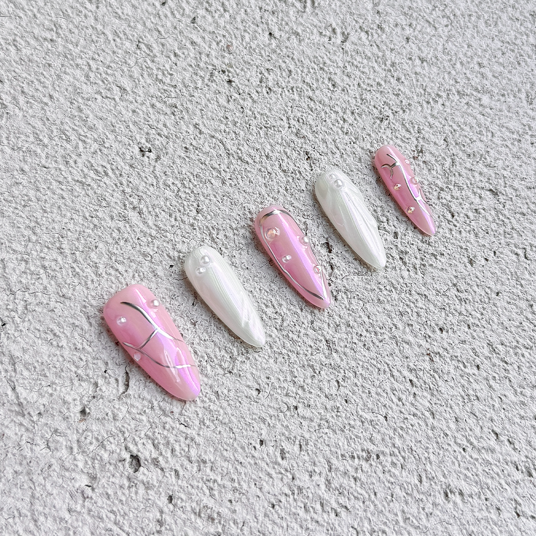 Fincloset Cupid's Arrow Handmade Long Almond Press-On Nails, Iridescent White and Pink with Silver Lines and Pearl Accents, Sweet & Edgy Style